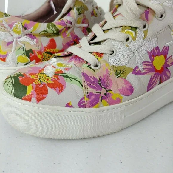 J/SLIDES Shoes Jslides Nyc Platform Sneakers Floral - Main Image